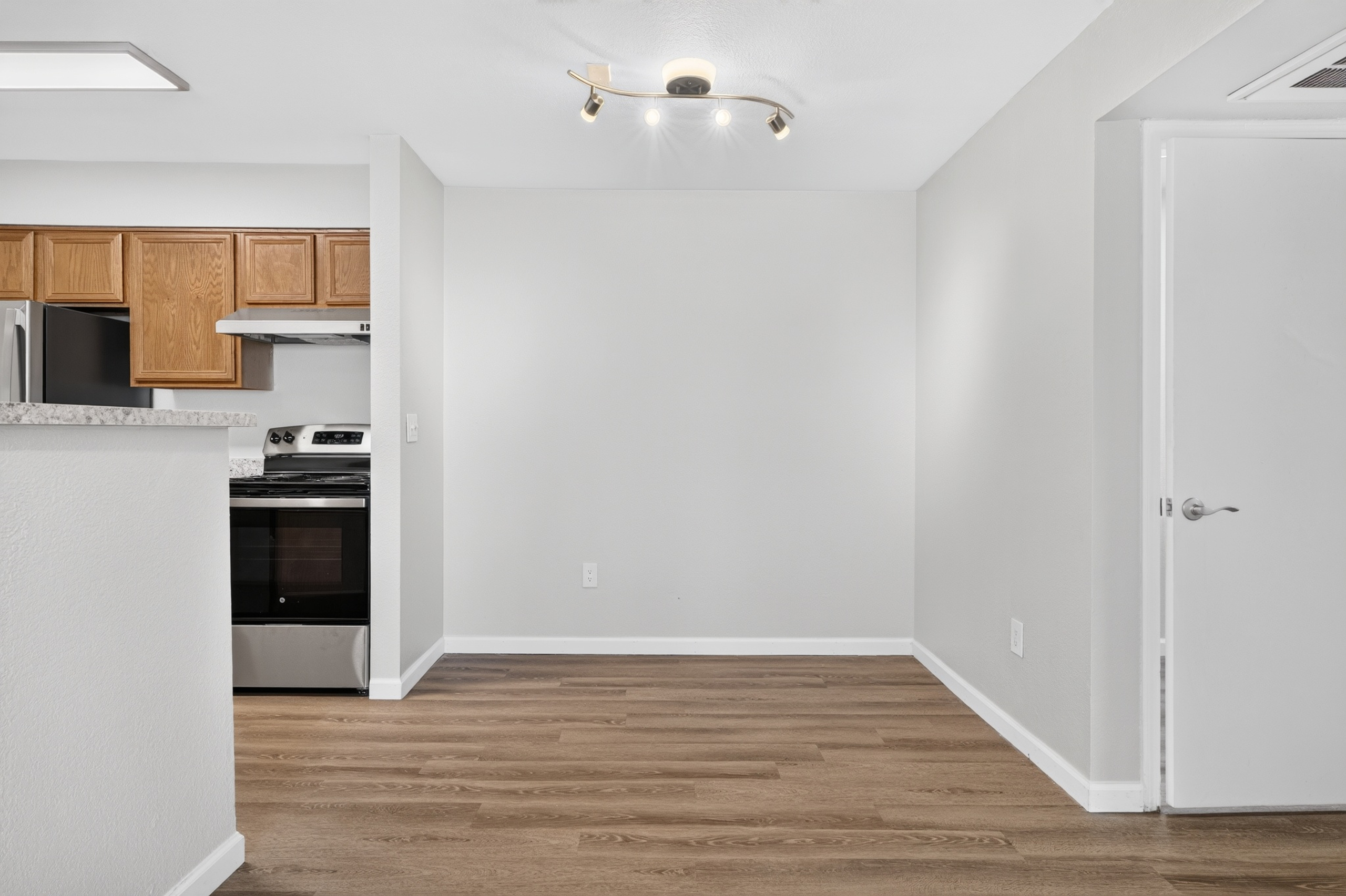 2 BR - LR 6